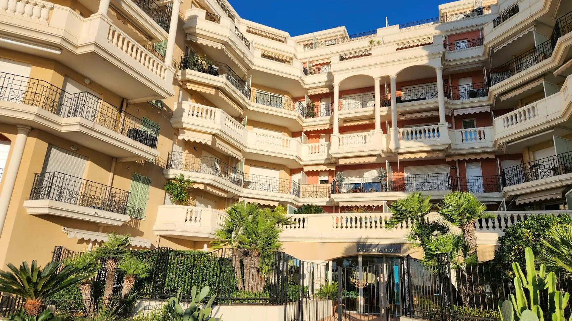 Exclusive Panoramic Sea View In Victoria Beach Menton 0*,  Franciaország