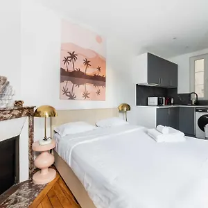 Neuf Metro Jaures- 19 - 2p - Flat-guest , Paris France